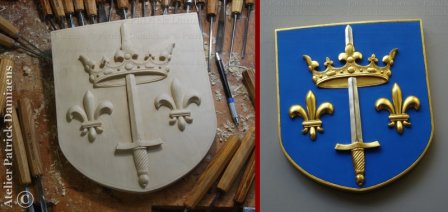 Blason - armoiries Jeanne d'Arc | Blason sculpté en bois (Texas, USA) | Domrémy-la-Pucelle