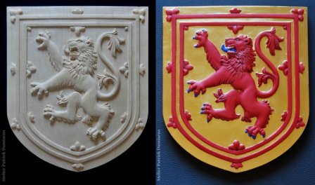 Les armoiries Écossaisses (Royaume-Uni) | Blason sculpté avec et sans couleurs héraldiques